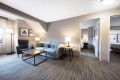 seafp-twobedroom-kingsuite-8243-hor-clsc