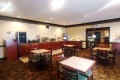 wingate youngstown breakfast