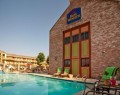 Best Western Plus Raffles Inn &amp; Suites