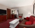 Embassy Suites Dulles Airport