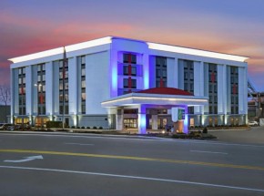 holidayinnexpresscincinnatiriverfront