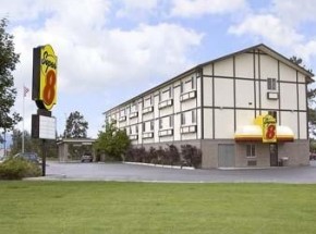 Super 8 Missoula/Reserve