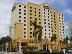 Hampton Inn &amp; Suites Miami - Airport South - Blue Lagoon