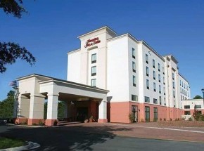 Hampton Inn &amp; Suites Chesapeake Battlefield Blvd