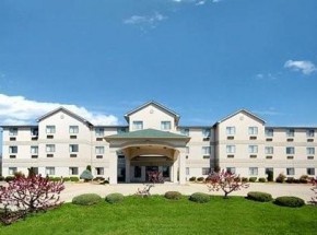 Quality Inn &amp; Suites Brooks