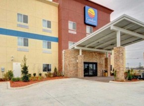 Comfort Inn &amp; Suites Tulsa