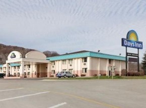 Days Inn Portage/Cascade Mountain Area