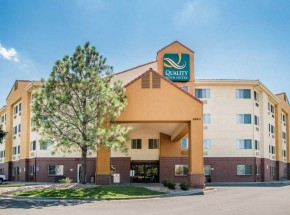 Quality Inn &amp; Suites Denver International Airport