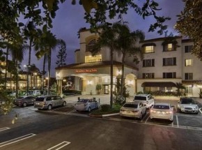 Hampton Inn &amp; Suites Santa Ana/Orange County Airport