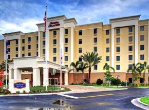 Hampton Inn &amp; Suites Coconut Creek