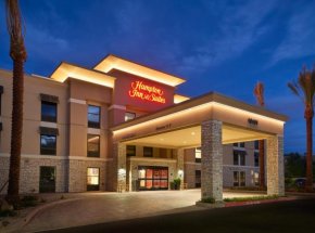 hamptoninnsuitesPHXSDHX