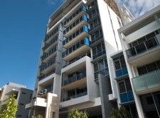 Meriton Suites - Southport