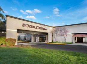 DoubleTree Lawrence