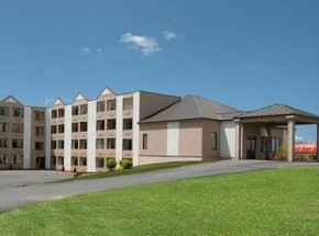 Holiday Inn Express &amp; Suites Waterville North