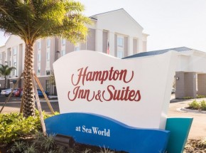 Hampton Inn &amp; Suites Orlando at SeaWorld