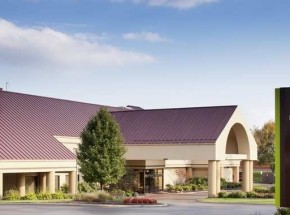 DoubleTree Suites by Hilton Hotel Dayton - Miamisburg