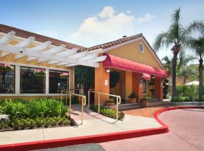 Clementine Hotel &amp; Suites Anaheim