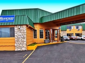 Rodeway Inn &amp; Suites Portland