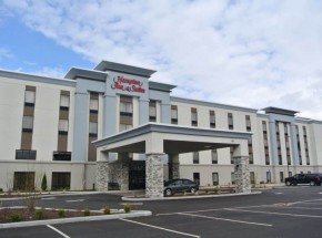 Hampton Inn &amp; Suites Alliance