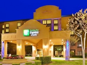 Holiday Inn Express Hotel &amp; Suites Irving North-Las Colinas