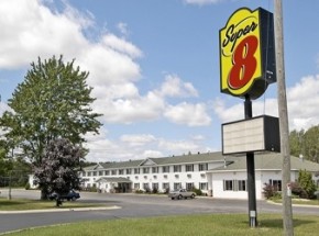 Super 8 Escanaba
