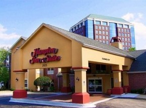 Hampton Inn &amp; Suites Chicago/ Hoffman Estates