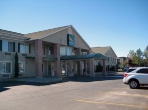 Quality Inn &amp; Suites Airport West