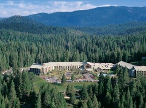 Tenaya Lodge at Yosemite