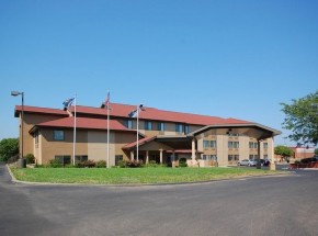 Quality Inn &amp; Suites Lawrence - University Area