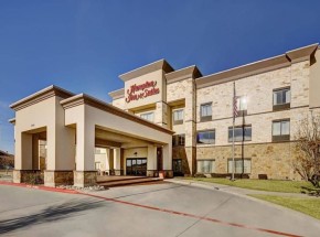 Hampton Inn &amp; Suites Mansfield