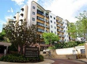 Mounts Bay Waters Apartment Hotel