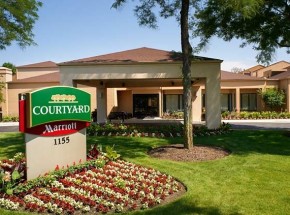 Courtyard Chicago Naperville