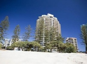 Mantra Coolangatta Beach