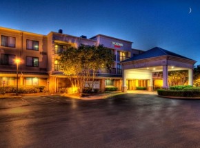 Courtyard Suites Germantown