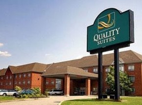 Quality Suites Laval