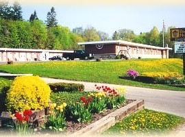 Budget Host Crestview Inn