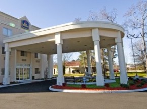 Best Western Plus Newport News Inn &amp; Suites