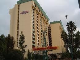 Disney&#039;s Paradise Pier Hotel