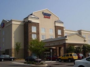 Fairfield Inn &amp; Suites Murfreesboro