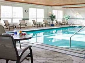 Country Inns &amp; Suites Calgary