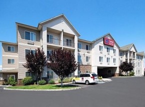 Comfort Suites Redmond Airport