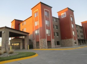 Holiday Inn Express &amp; Suites Omaha Airport