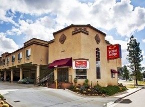 Econo Lodge Inn &amp; Suites Fallbrook