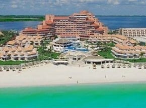 Wyndham Grand Cancun All Inclusive Resort &amp; Villas