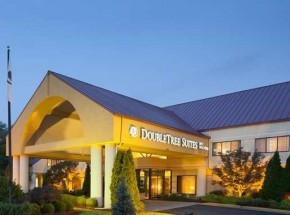 DoubleTree Suites by Hilton Hotel Cincinnati - Blue Ash