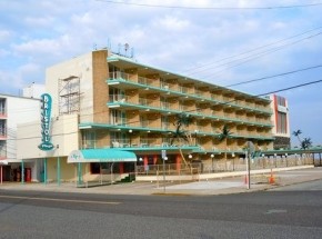 Bristol Plaza Resort Motel