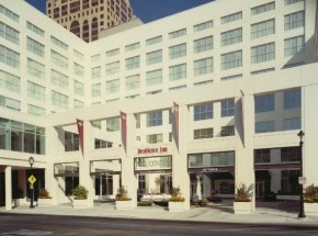 Residence Inn Milwaukee Downtown