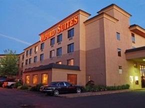 Oxford Suites Portland - Jantzen Beach