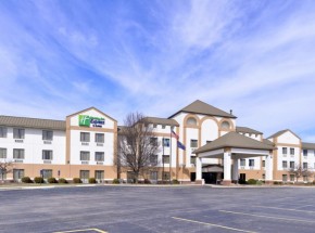 Holiday Inn Express &amp; Suites Madison