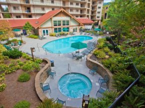 hic smoky mtn resort outdoor pool
